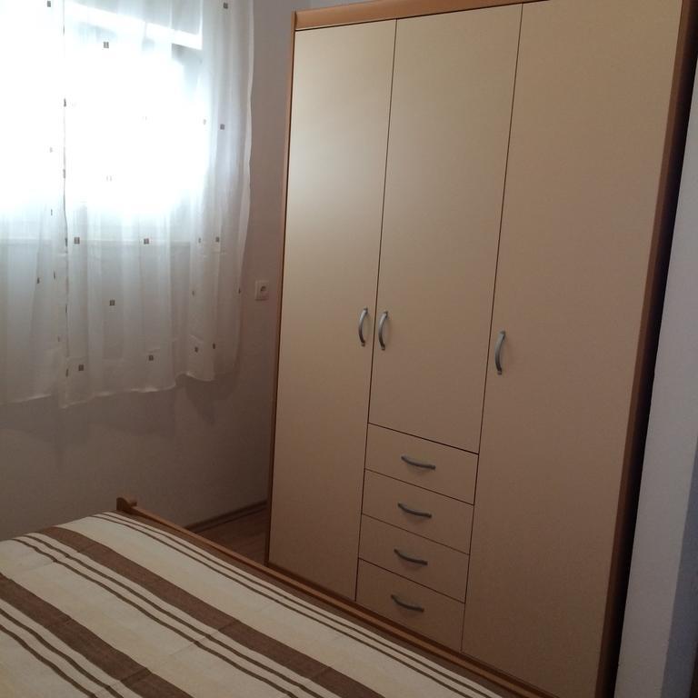 Apartments Pisac Ražanj Стая снимка