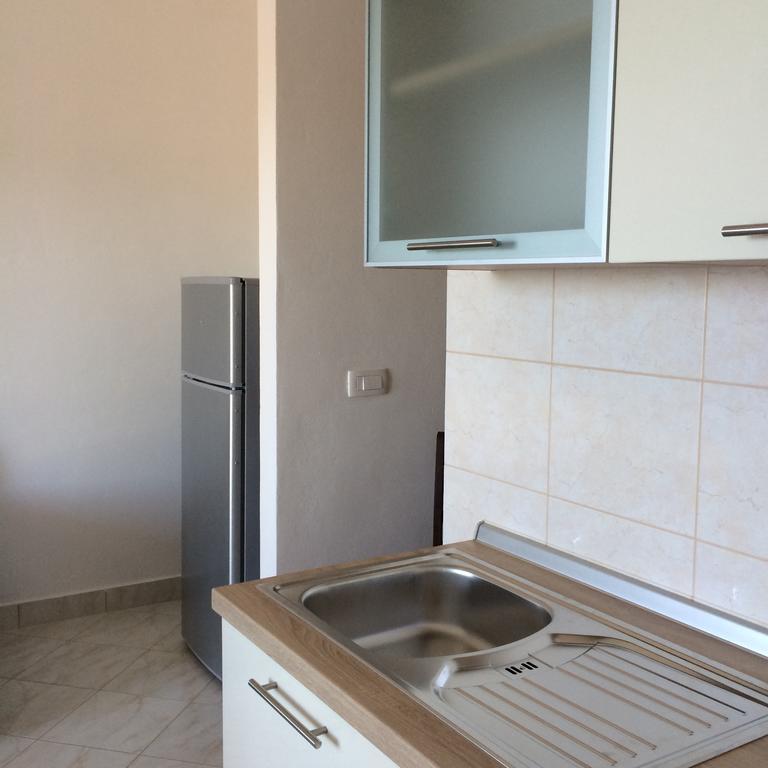 Apartments Pisac Ražanj Стая снимка