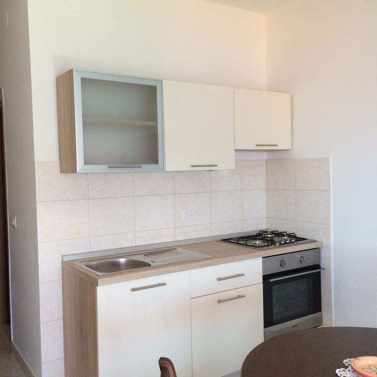 Apartments Pisac Ražanj Стая снимка